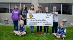 Lincoln 3rd Graders Receive Grant